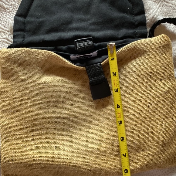 NWOT Clutch Crossbody 46” Braided Strap Burlap and Black Denim Bag Turtle Button - Picture 15 of 16